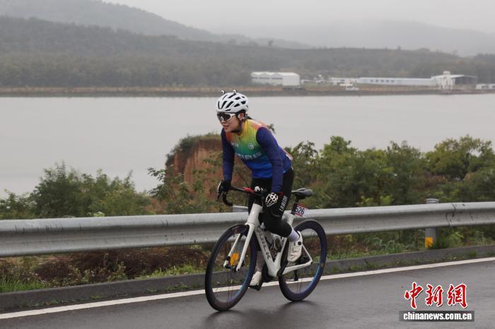 下一步, 李栋梁, 作为 下一步, 李栋梁, 作为